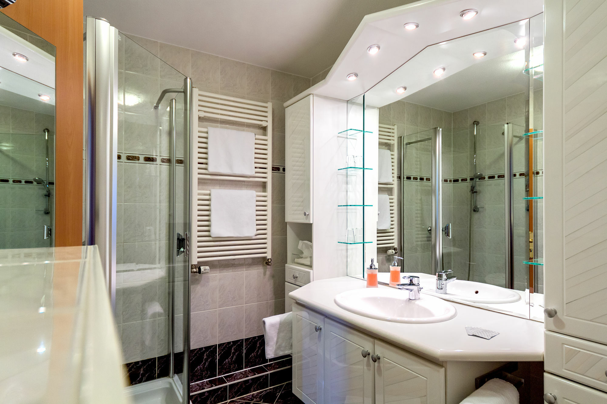 Akzent Hotel Privat - Das Nichtraucherhotel Дрезден Экстерьер фото