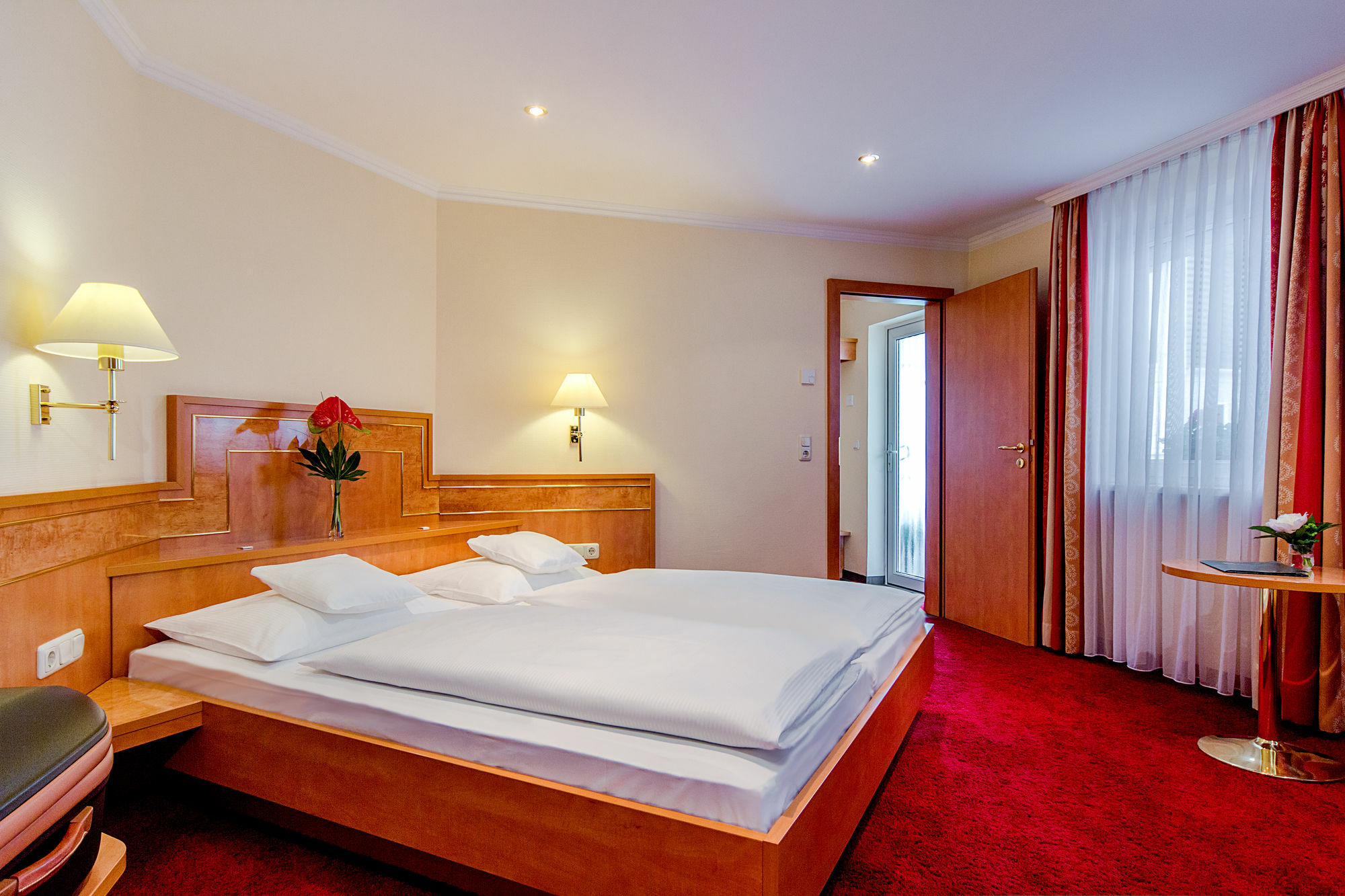 Akzent Hotel Privat - Das Nichtraucherhotel Дрезден Экстерьер фото