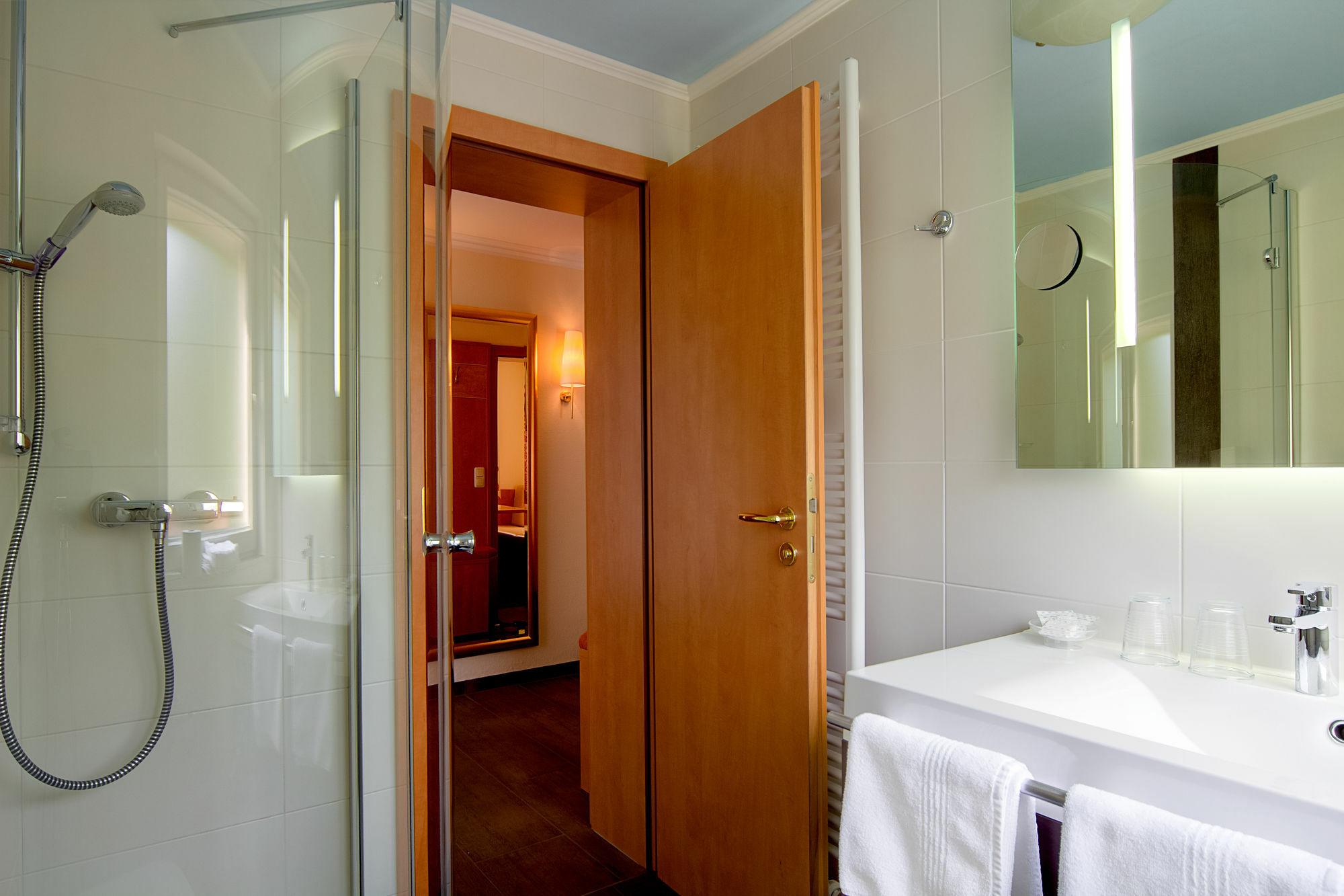 Akzent Hotel Privat - Das Nichtraucherhotel Дрезден Экстерьер фото